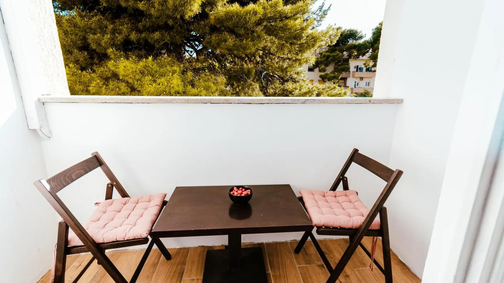 Siki\'S New Apartment location